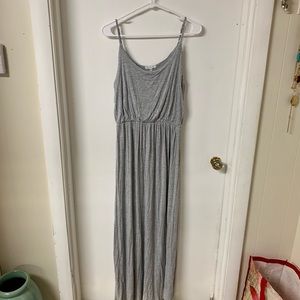 New 🌟 Light Grey Maxi Dress